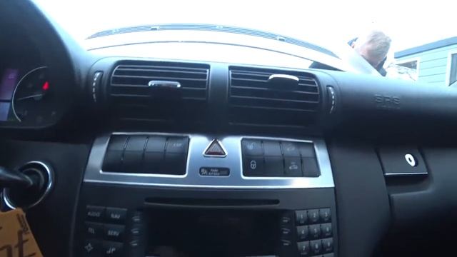 Купили полуприцеп CARNEHL и Mercedes-Benz C 200 смотреть онлайн