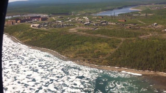 Северный рабочий посёлок с вертолёта смотреть онлайн
