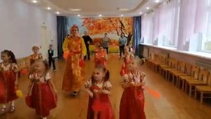 Флешмоб-поздравление сотрудников к Дню дошкольного работника от группы № 8 А