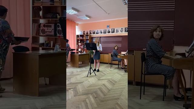 Открытый урок Работа над выпускной программой с учащейся Момот Анастасией смотреть онлайн