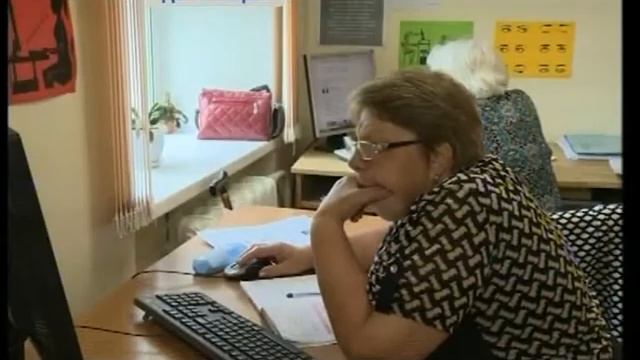 Курсы компьютерной грамотности проводятся для пенсионеров Приморья смотреть онлайн