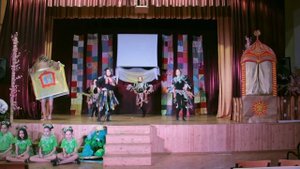 Танец "Бабки Ёжки" //  МБОУ "Гимназия №46" города Чебоксары