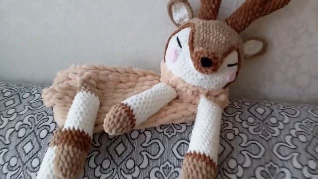 Пижамница-оленёнок крючком из плюшевых ниток