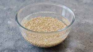 Зеленая гречка с авокадо