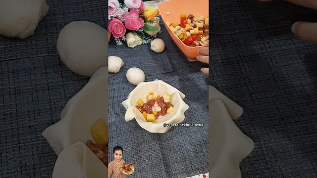 Жаркое в съедобном горшочке. Казакша рецепт. Дәмді кешкі ас. смотреть онлайн