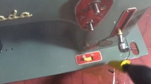 РЕСТАВРАЦИЯ ШВЕЙНОЙ МАШИНКИ 1960-х годов LADA 236 MADE IN CZECHSLOVAKIA  ЗА 10 USD (250 ГРН.)