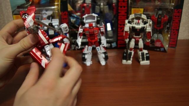 Обзор Hasbro Transformers Generation Combiner Wars Blades смотреть онлайн