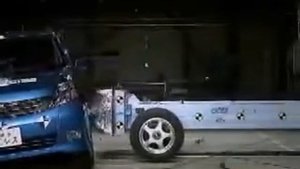 Crash Test 2007 Toyota Isis (Side) JNCAP