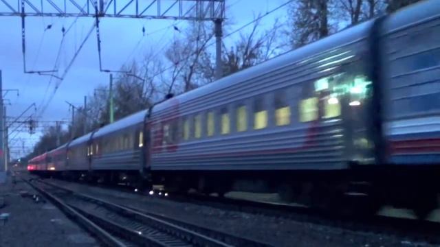 ЧС2К с поездом №68 "Москва – Самара" смотреть онлайн