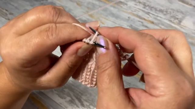 Узоры спицами. Плоская коса.mp4 смотреть онлайн