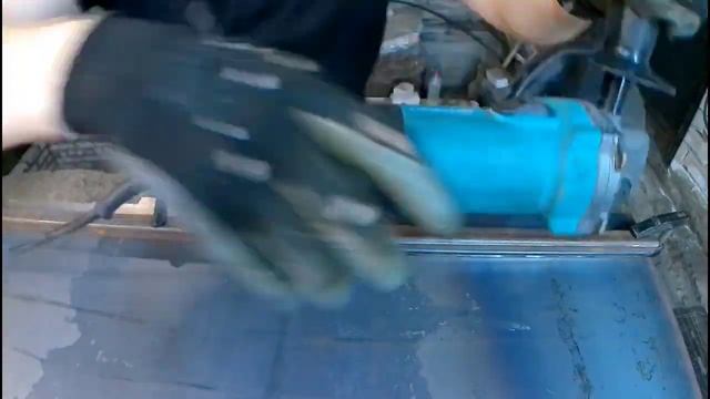 стол под сверлильный станок с выдвижными ящиками смотреть онлайн