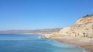 К югу от paradis plage hotel, про отель и еду. Атлантика, дыра в утесе.