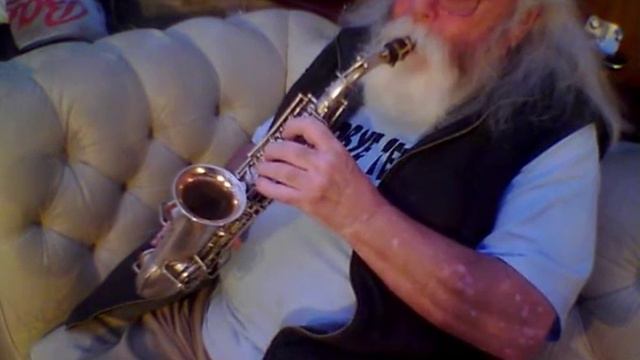 20's York curved soprano saxophone смотреть онлайн