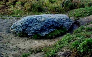 Синий камень