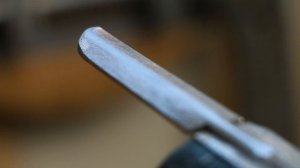 ?РЕЗАК ИЗ НАПИЛЬНИКА РУЧНЫМ ИНСТРУМЕНТОМ