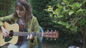 Carla Bruni - Quelqu'un m'a dit (Cover)