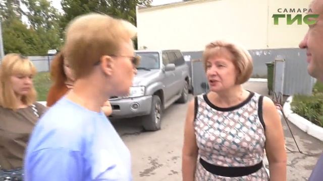 Глава города Елена Лапушкина проверила как идет ремонт дворов в Советском районе смотреть онлайн