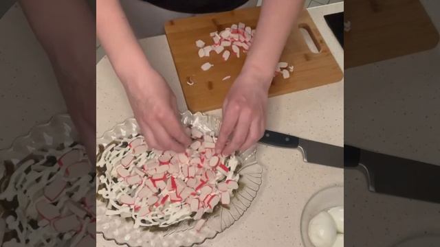 Салат "Морское дно", гости будут просить еще и еще! #салат #легкийсалат #закуска #праздничноеменю