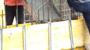 монтаж опалубки стен и заливка бетона