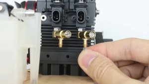 Engine 2 Cylinder Four Stroke Nitro RC - TOYAN FS-L200