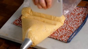 Закуска к Новому году - ГУЖЕРЫ - СЫРНЫЕ ПРОФИТРОЛИ. Заварные булочки с сыром. Сырные гужеры