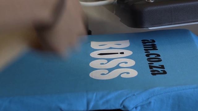 Multi Colour Heat Transfer Vinyls Cut on V-Auto Vinyl Cutter and Press T-Shirt Heatware Heat Press смотреть онлайн