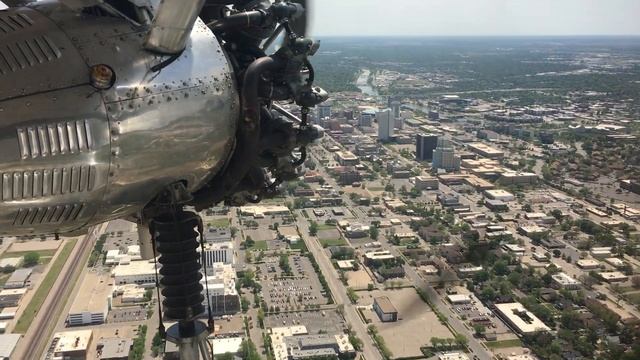Nice Sunday afternoon flight in a Ford Tri-Motor смотреть онлайн