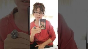 Расклад Таро идти на встречу или нет.