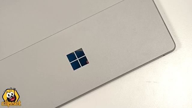 Microsoft Surface GO 2 + Surface BOOK 3 -GEMELOS OPUESTOS con Windows 10- смотреть онлайн