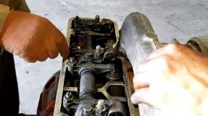 Проверка и регулировка зазоров клапанов СМД-18 ( 22 )и их модификации