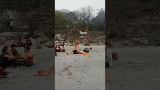 Йоги и йогини на Ганге) смотреть онлайн