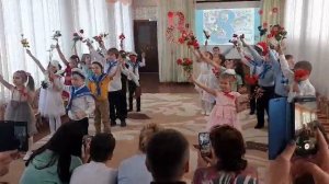 Танец "Мама, мама", муз.рук. Шашина С.Ю.