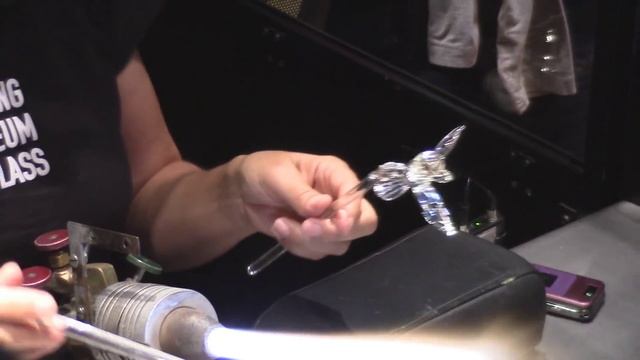 Птица. Как делают стеклянные статуэтки? смотреть онлайн