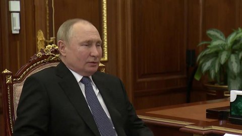 Владимир Путин провел рабочую встречу с губернатором Новгородской области Андреем Никитиным