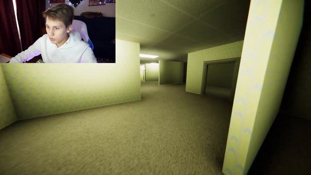 Куда Я Упал (Backrooms) смотреть онлайн