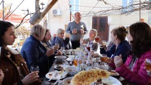 Грузинский тост в Кахетии для прекрасных гостей Like-Georgia!