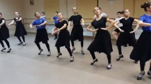 Комбинация на основное движение "Верёвочка" "Узорочье" Народный хореографический коллектив г.Иркутс