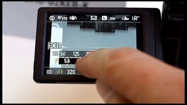 A better quick demo of the Panasonic Lumix G2 touch screen смотреть онлайн