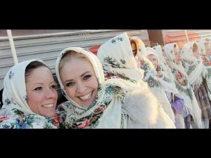 Павлопосадские платки и аксессуары