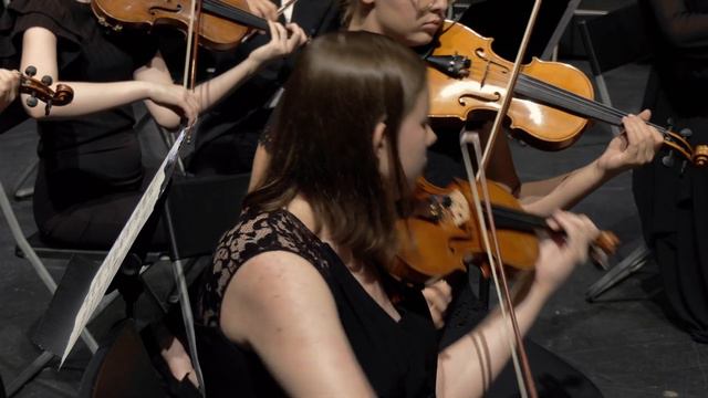 Béla Bartók – Romanian Folk Dances, Sz. 56, Zofia Kiniorska – conductor смотреть онлайн