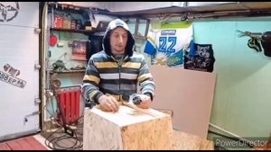 Сделать пуфик своими руками.