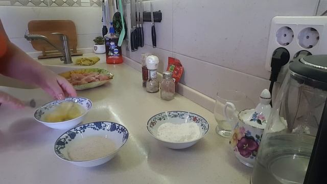 Наггетсы просто супер ! Внук и муж просят ещё и ещё. смотреть онлайн