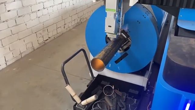 Лазерная резка круглой трубы D108 мм. для закладной детали опоры освещения