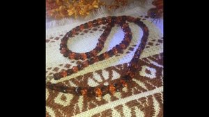 Тестируем ультрафиолетовый фонарик на янтарных украшениях!