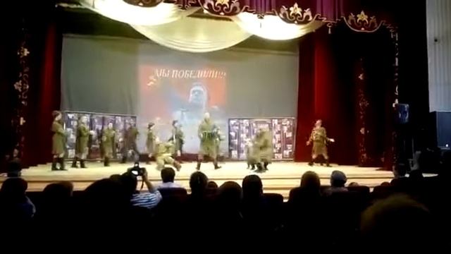 Русский народный танец "Еду я из Берлина" смотреть онлайн