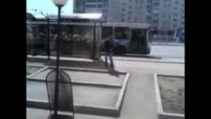 Изгоняет демона