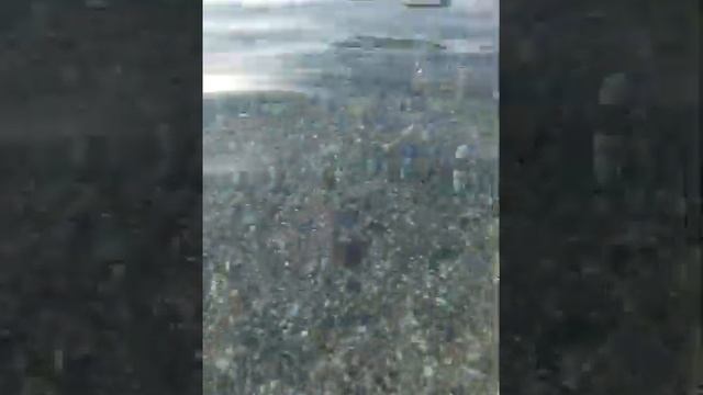 Анталья. Пляж Коньяалты. Чистое море.