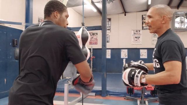 TITLE GEL World V2T Weighted Bag Gloves #GTWWBGV2T | TITLE Boxing | Gel Boxing Gloves смотреть онлайн