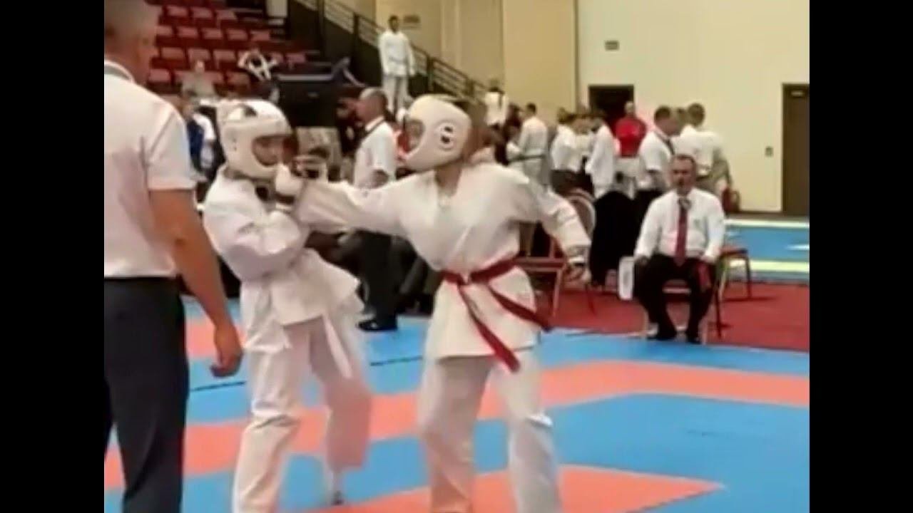 Удар в горло. Чемпионат мира по всестилевому каратэ - запрещённые удары! Город Орёл ноябрь 2023 г.