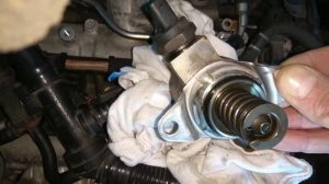 Заміна ТНВД VW 1.4 TSI EcoFuel, бензин в маслі...
